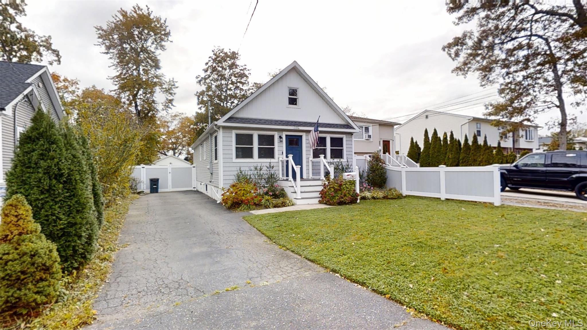 #1 photo, 144 Woodrow Parkway, West Babylon , NY 11704