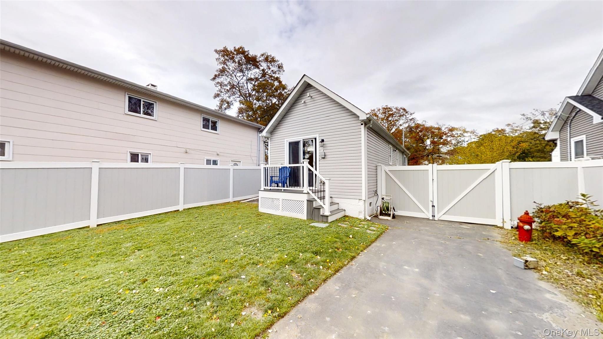 #12 photo, 144 Woodrow Parkway, West Babylon , NY 11704