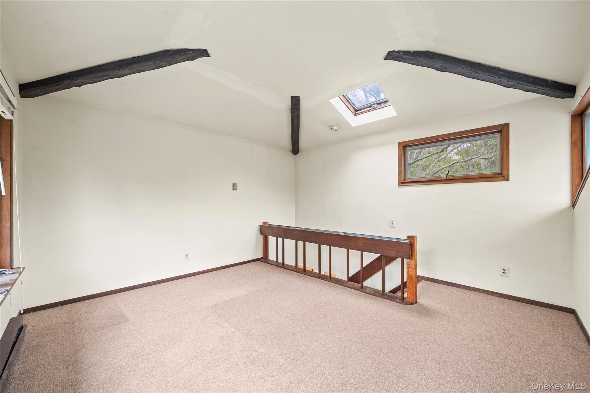 #13 photo, 4 Acorn Path, サフォーク郡 East Quogue , NY 11942