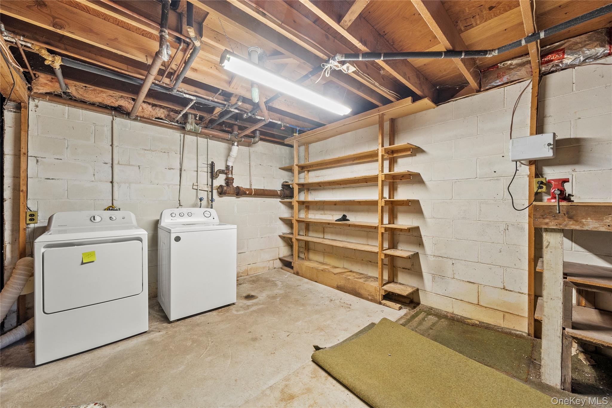 #16 photo, 4 Acorn Path, サフォーク郡 East Quogue , NY 11942