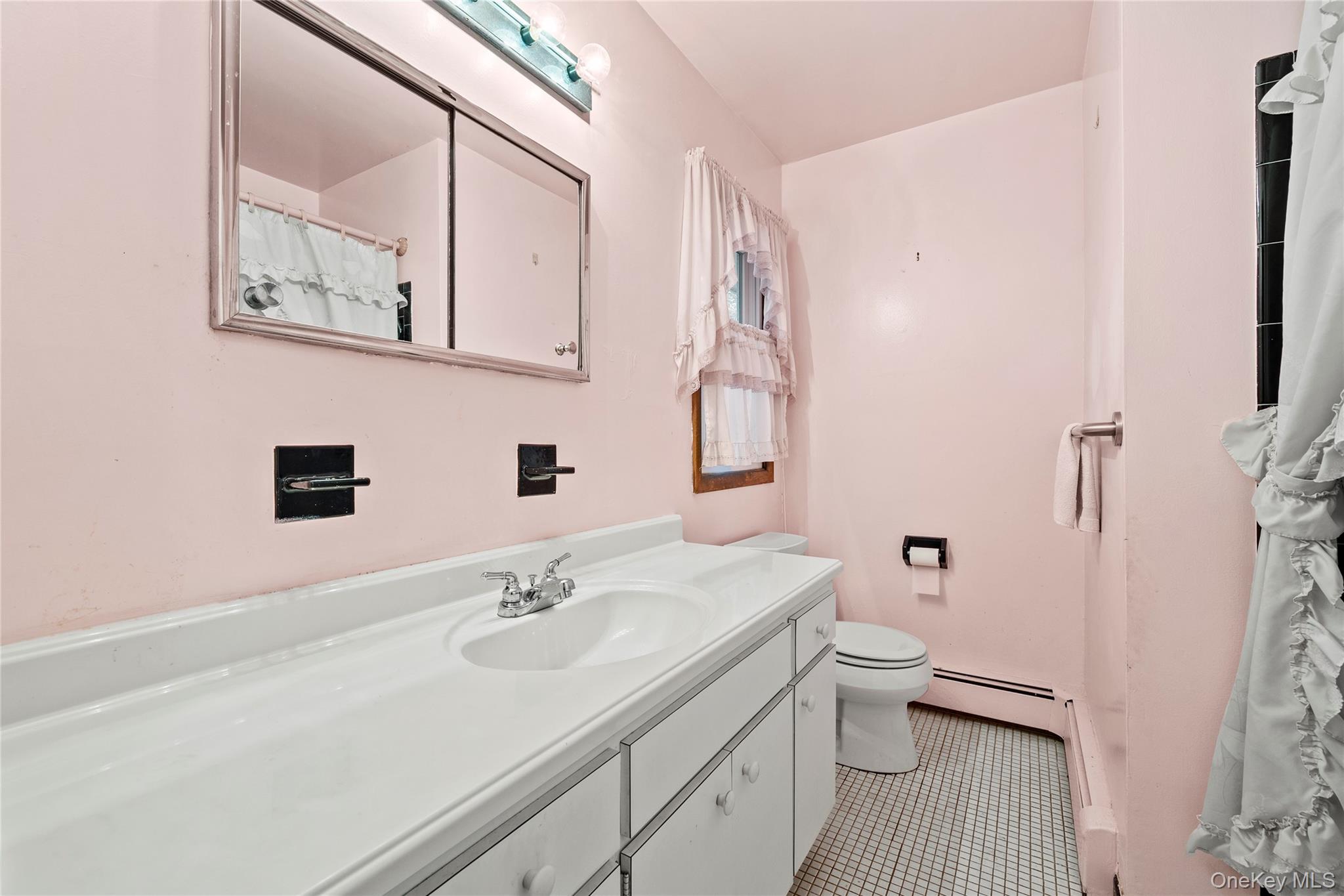 #7 photo, 4 Acorn Path, サフォーク郡 East Quogue , NY 11942