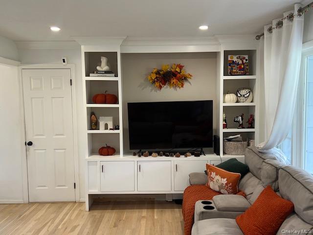 #7 photo, 152 Mill Road, Riverhead , NY 11901