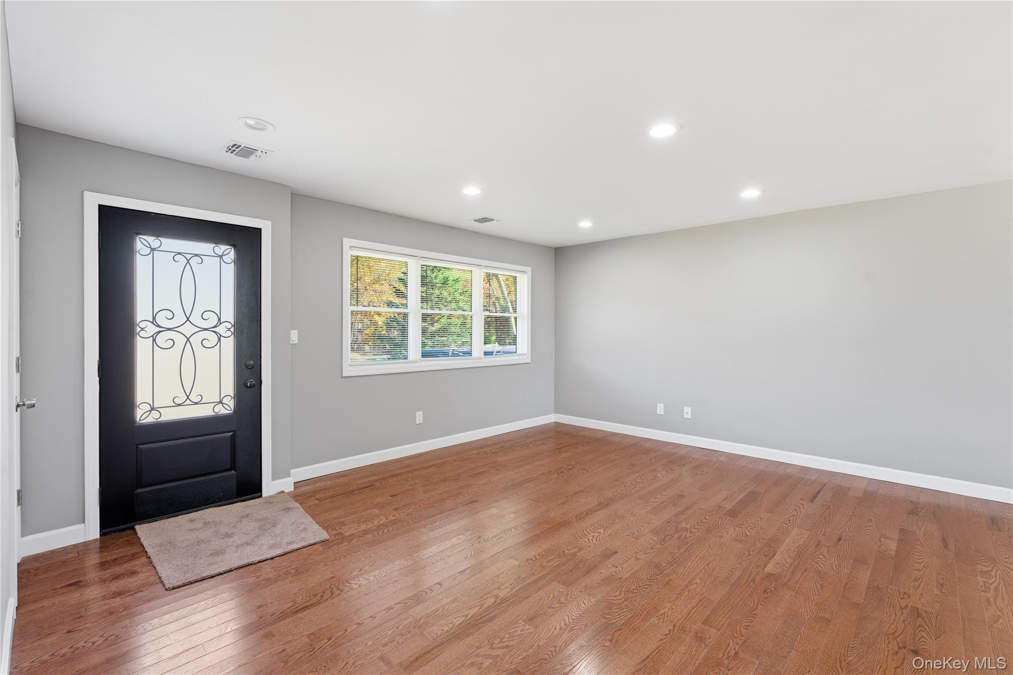 #12 photo, 1068 Connetquot Avenue, Central Islip , NY 11722