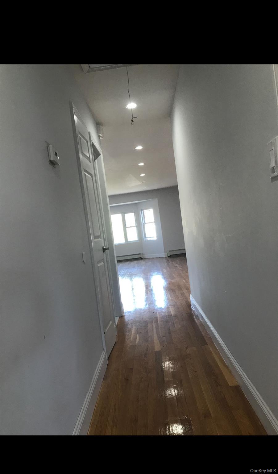 #4 photo, 21948 141st Avenue, クイーンズ区 Springfield Gardens , NY 11413