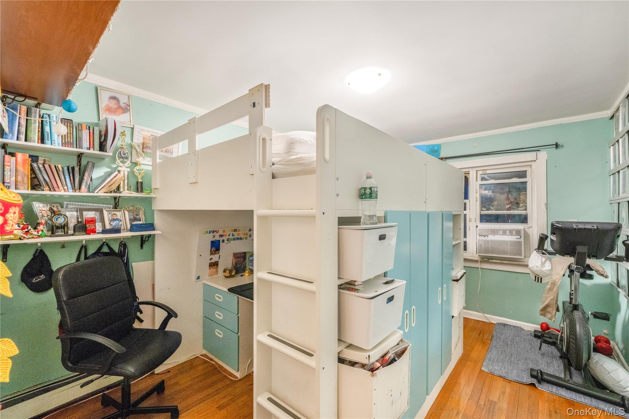 #8 photo, 6223 69th Place, クイーンズ区 Middle Village , NY 11379