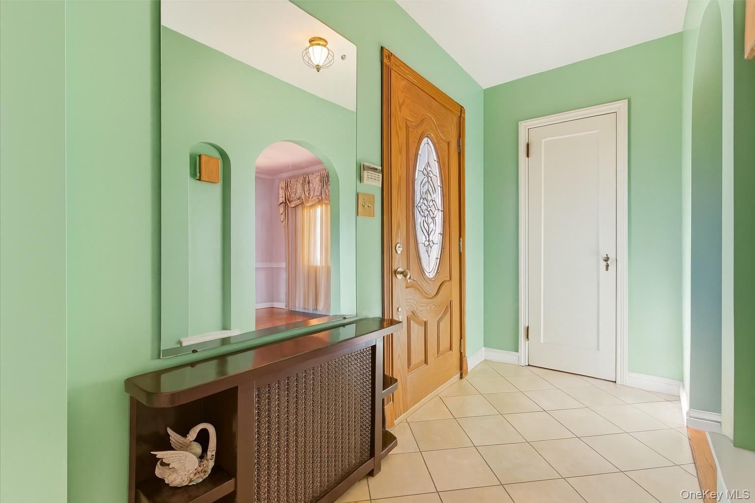 #3 photo, 164-37 Grand Central Parkway, クイーンズ区 Hillcrest (Queens) , NY 11432