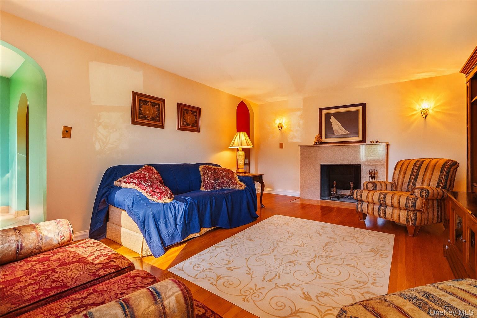 #5 photo, 164-37 Grand Central Parkway, クイーンズ区 Hillcrest (Queens) , NY 11432