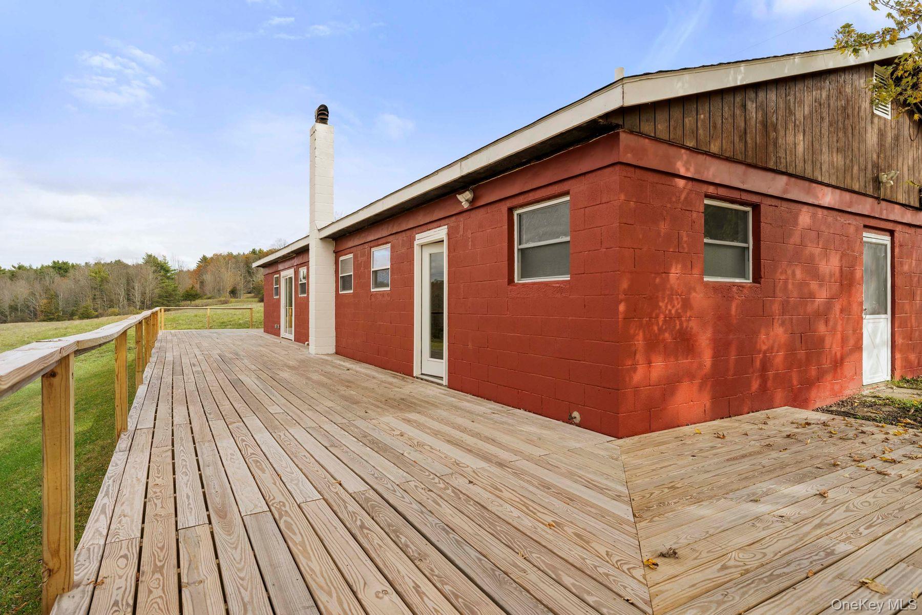 #18 photo, 2021 Mountain Road, Earlton , NY 12051