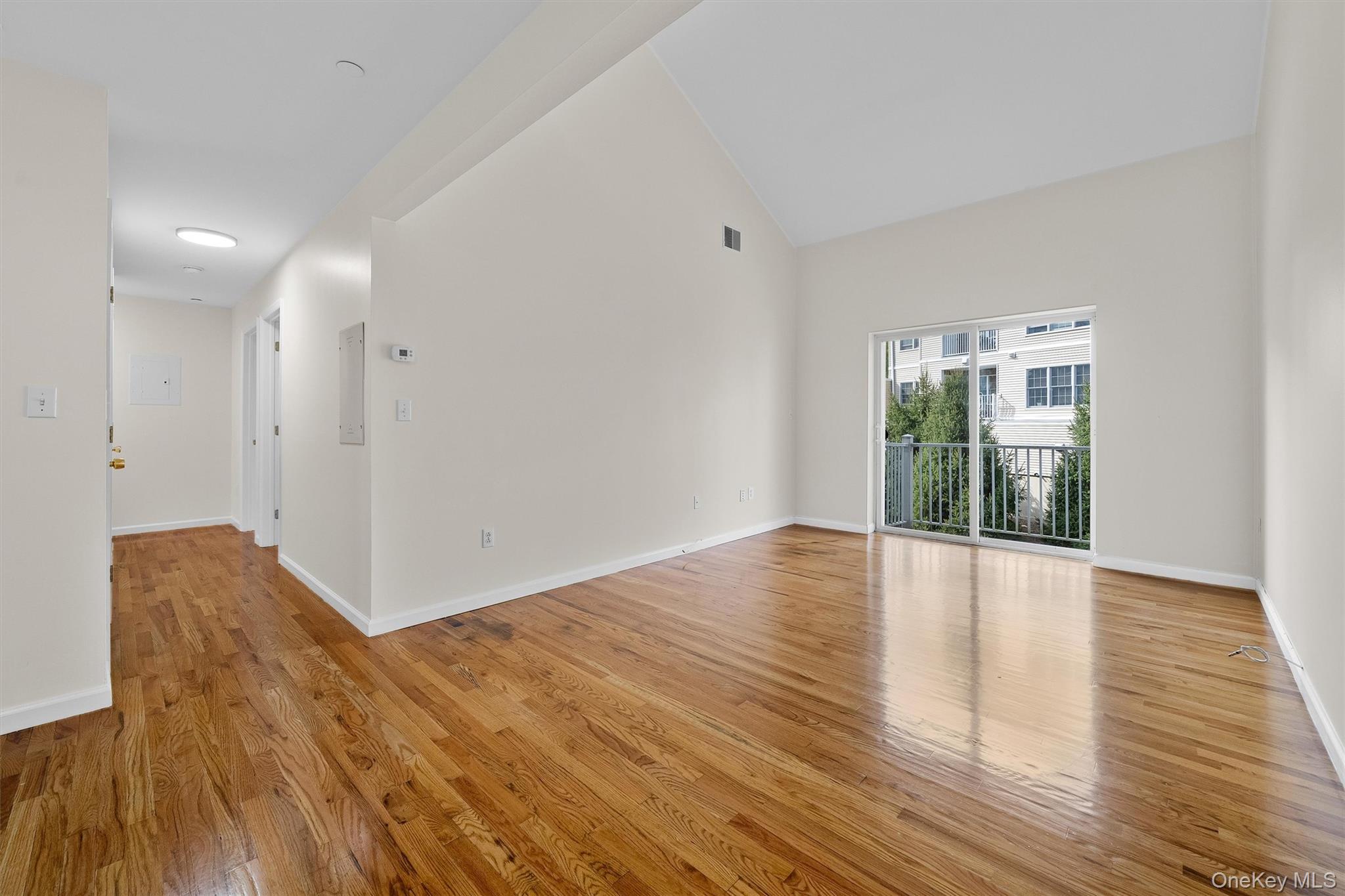 #11 photo, 10-12 Chestnut Street, Suffern , NY 10901