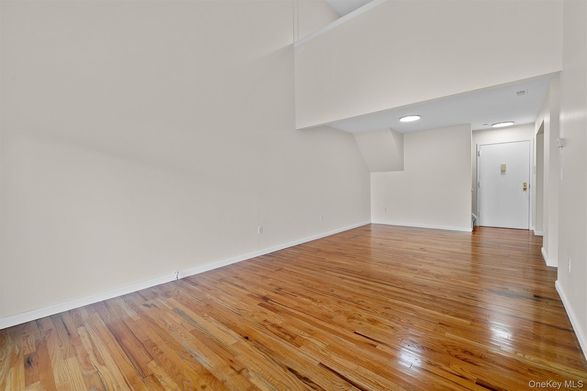 #15 photo, 10-12 Chestnut Street, Suffern , NY 10901