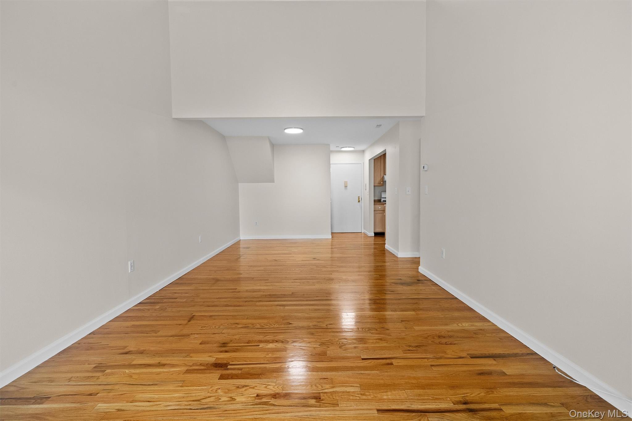 #16 photo, 10-12 Chestnut Street, Suffern , NY 10901