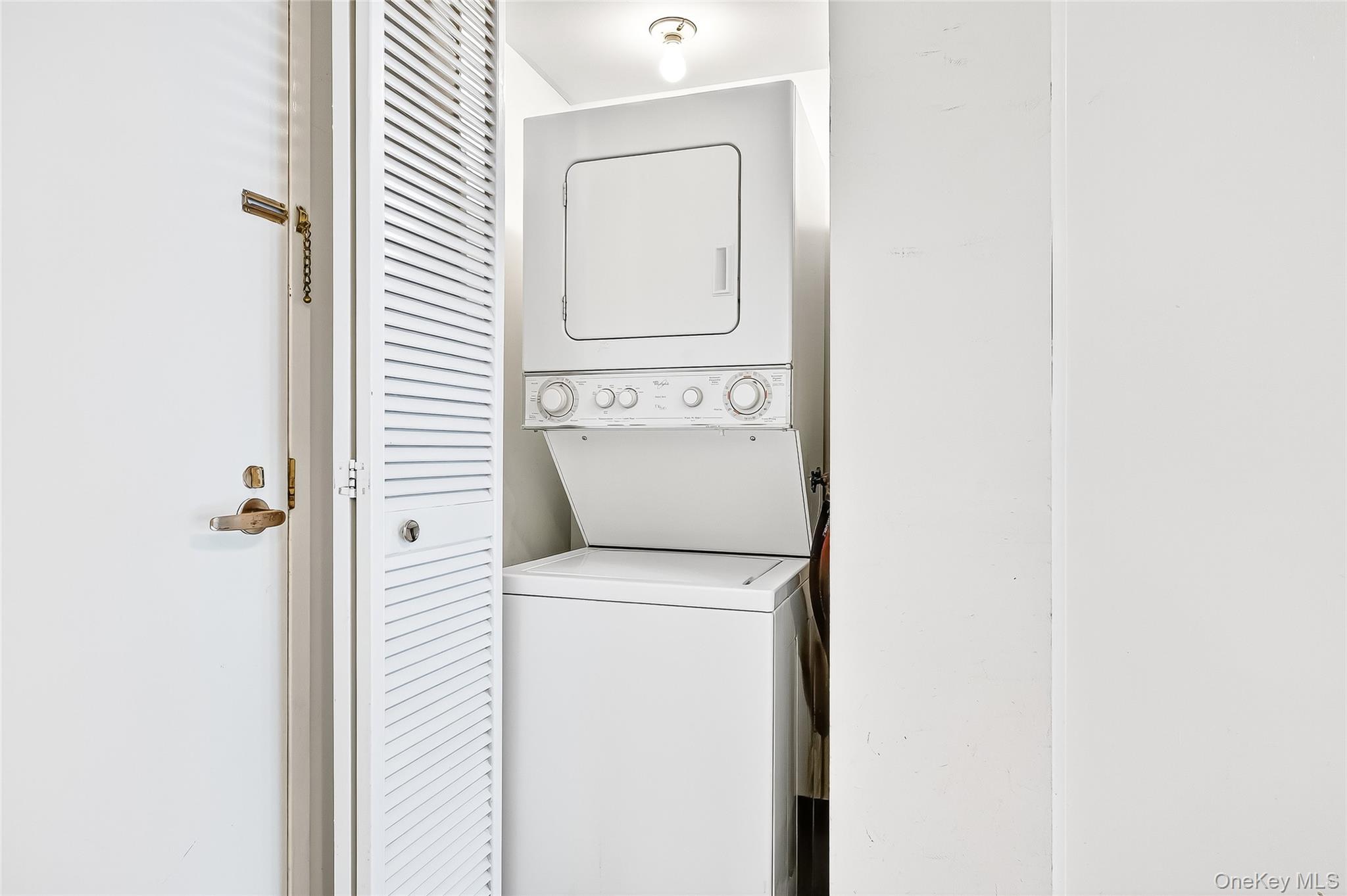 #10 photo, 10 Stewart Place, White Plains , NY 10603