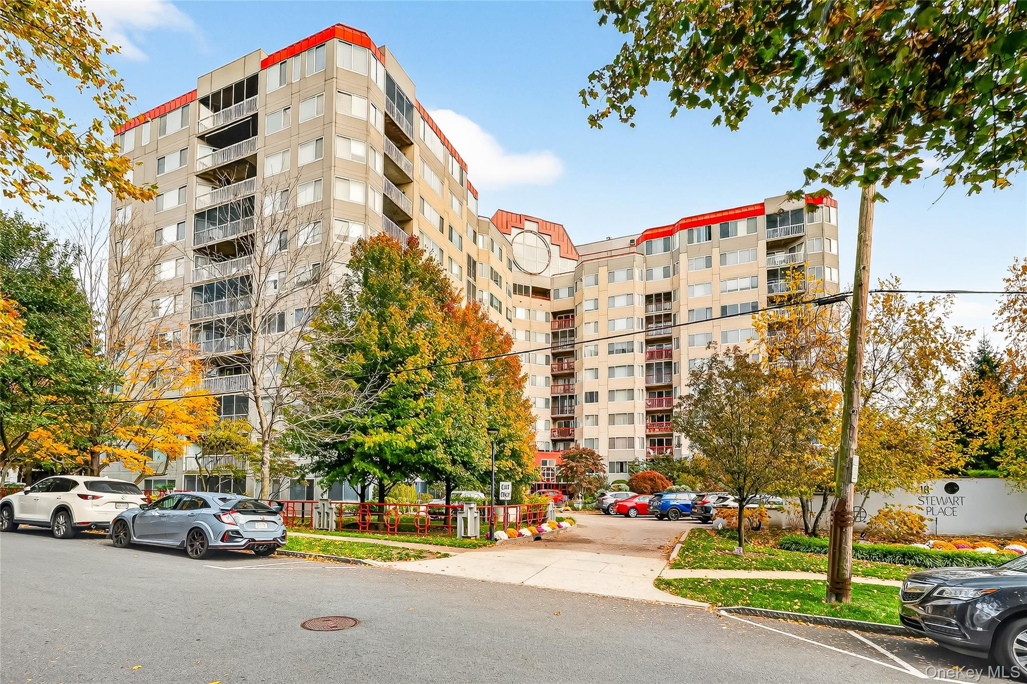 #3 photo, 10 Stewart Place, White Plains , NY 10603