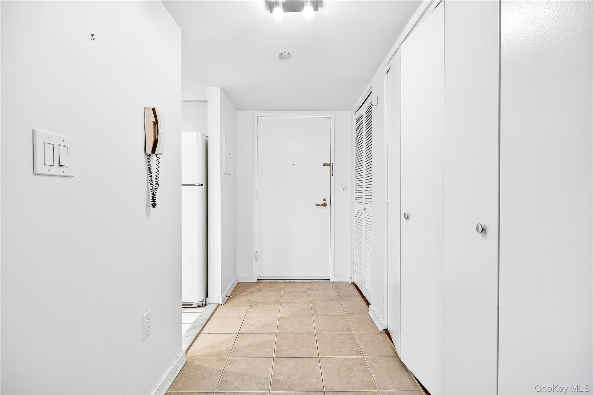 #8 photo, 10 Stewart Place, White Plains , NY 10603