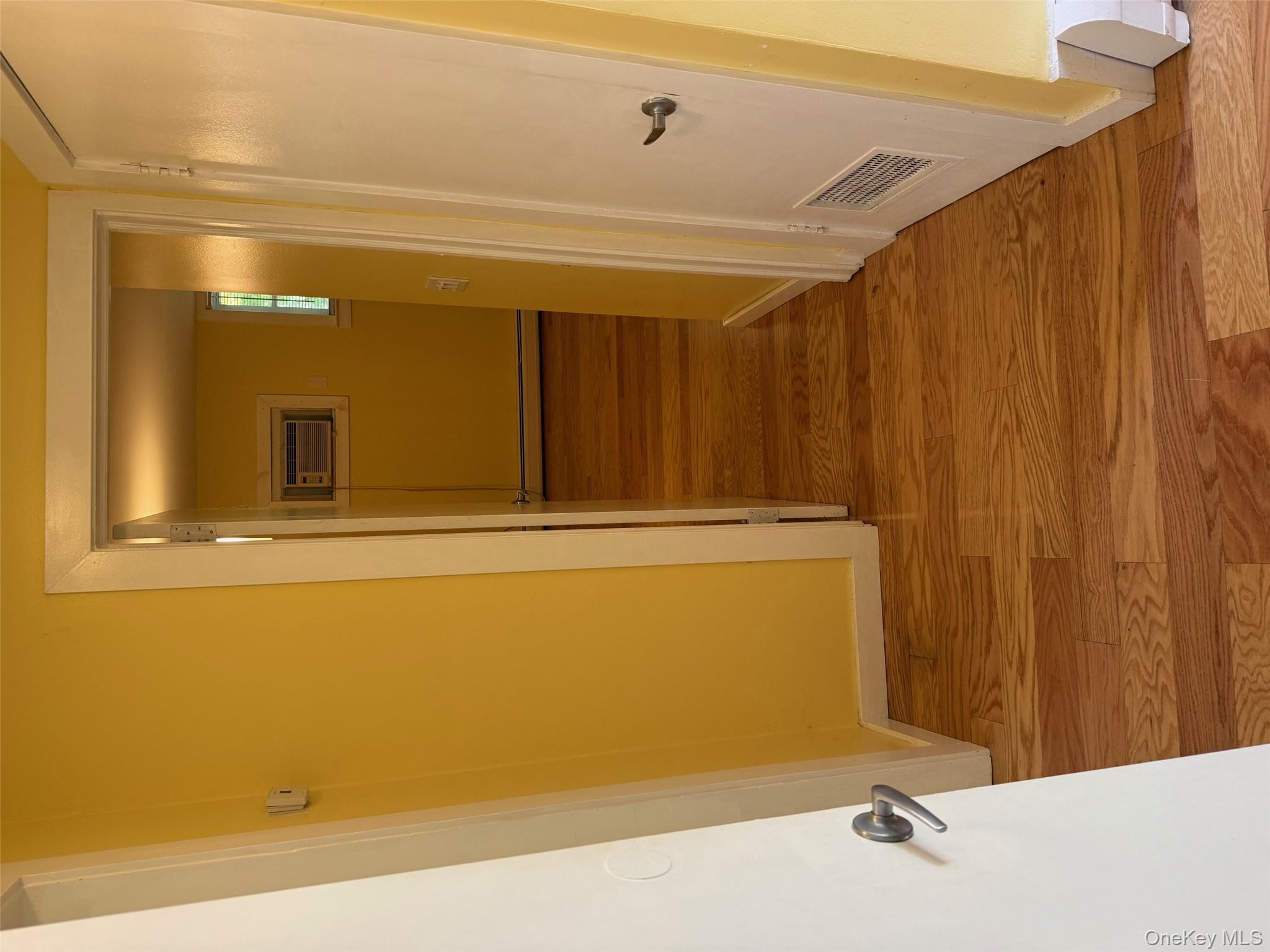 #6 photo, 124 Washington Avenue, Tappan , NY 10983