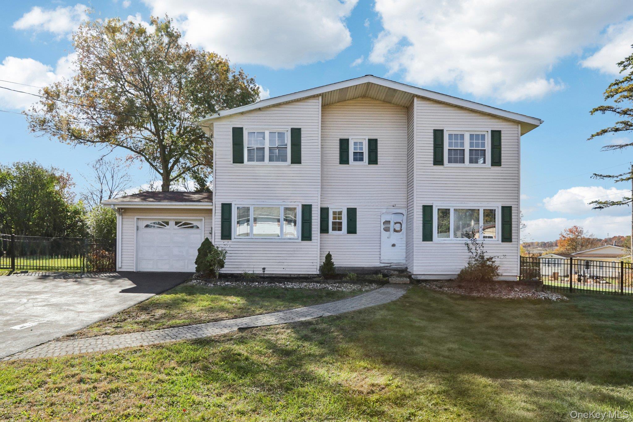 #1 photo, 13 Wedgewood Drive, Goshen , NY 10924