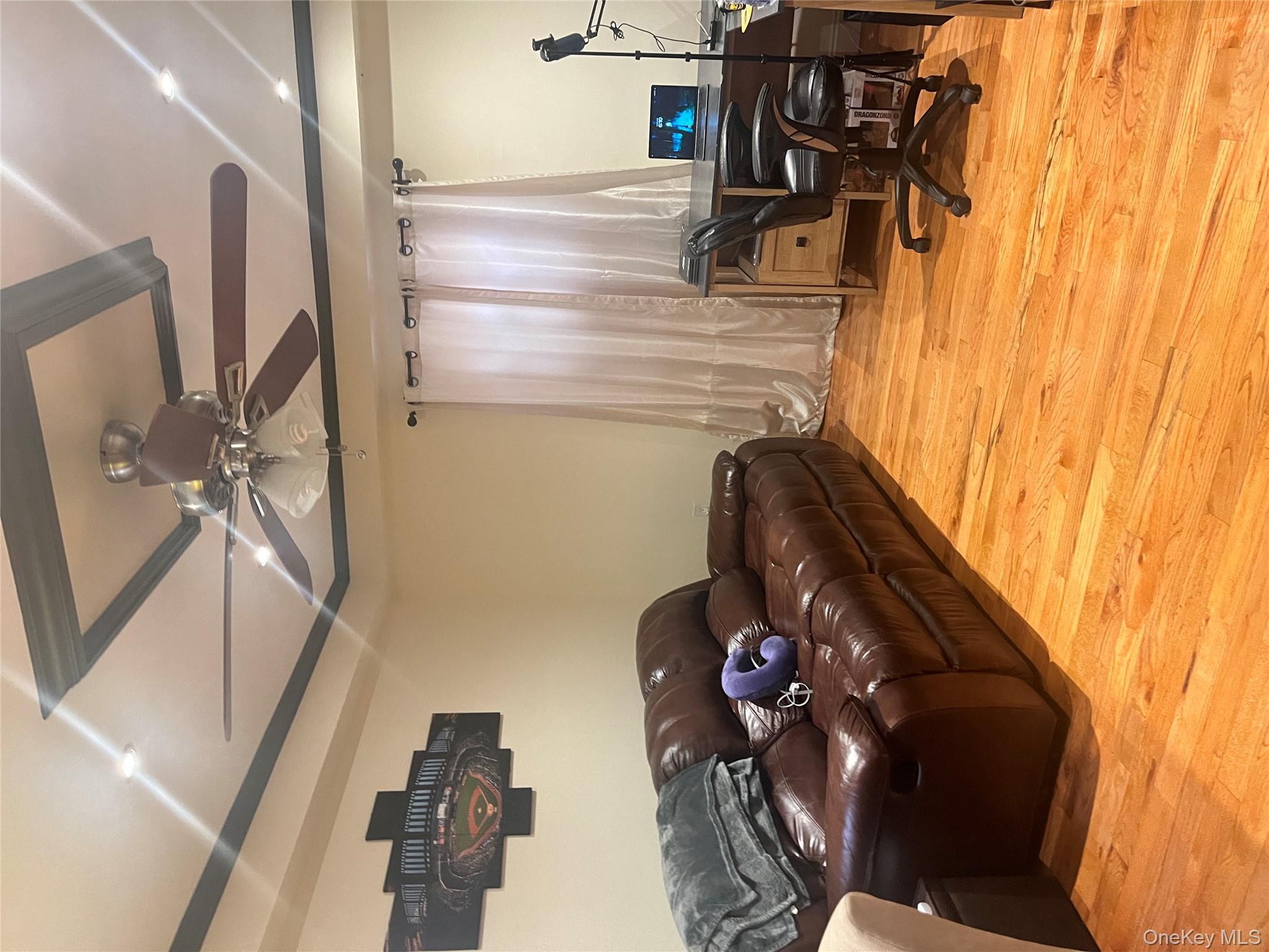 #1 photo, 3224 Lafayette Avenue, ブロンクス区 Bronx , NY 10465