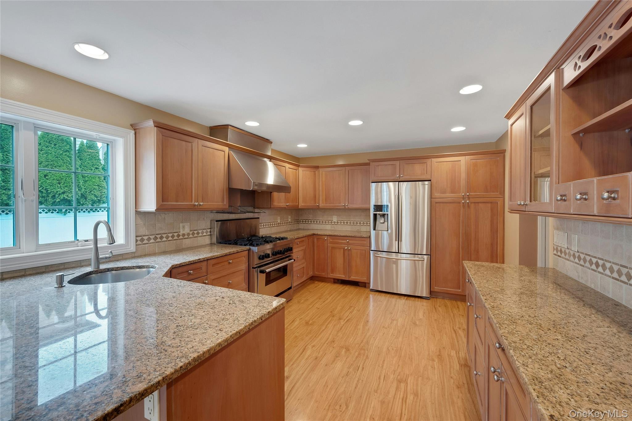 #13 photo, 95 Clarence Road, Scarsdale , NY 10583