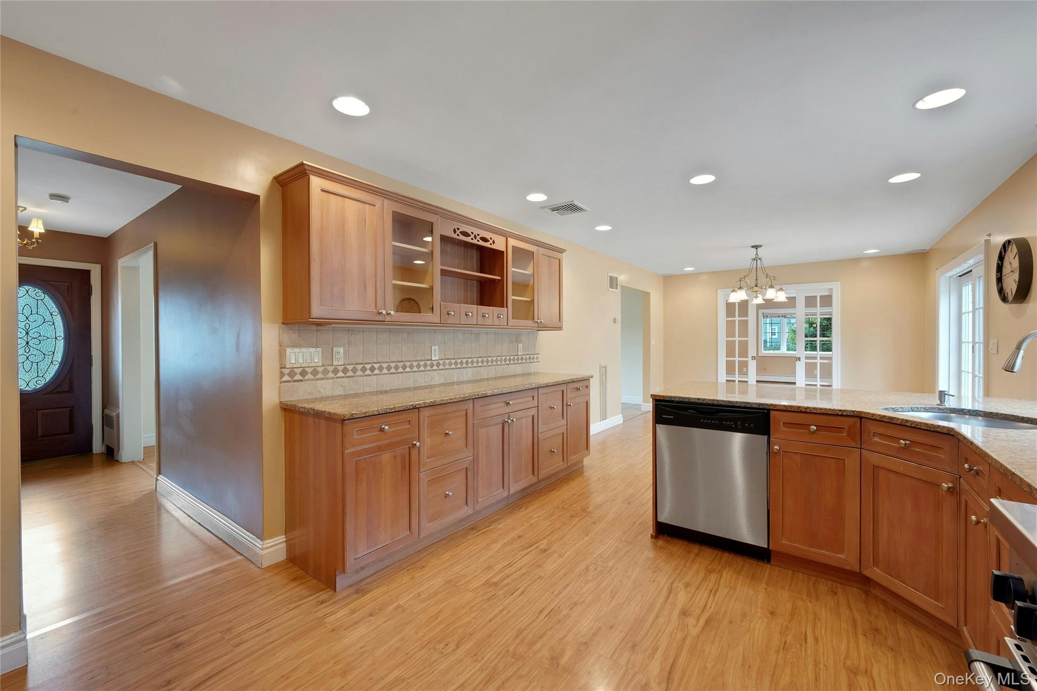 #15 photo, 95 Clarence Road, Scarsdale , NY 10583