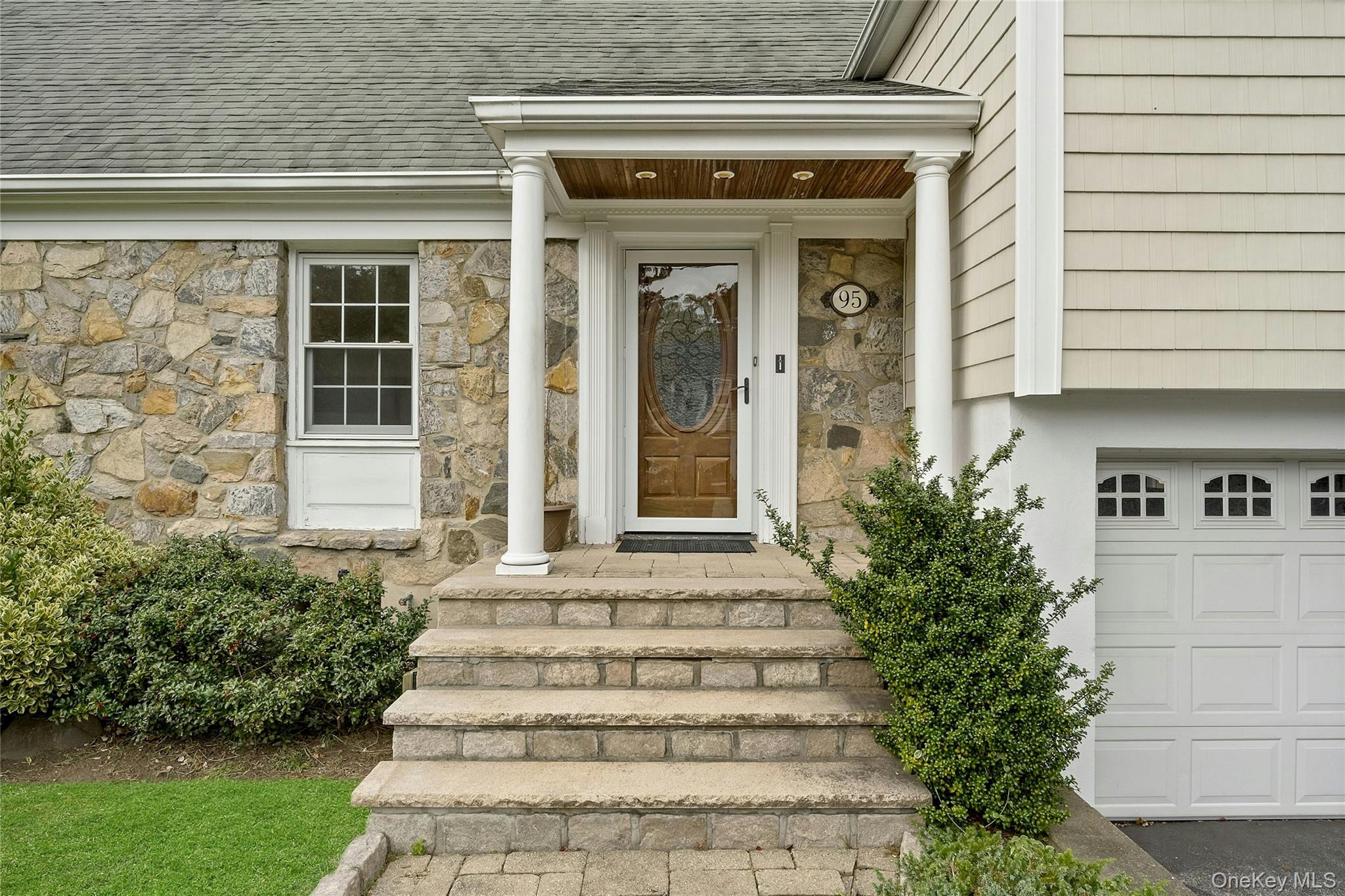 #4 photo, 95 Clarence Road, Scarsdale , NY 10583