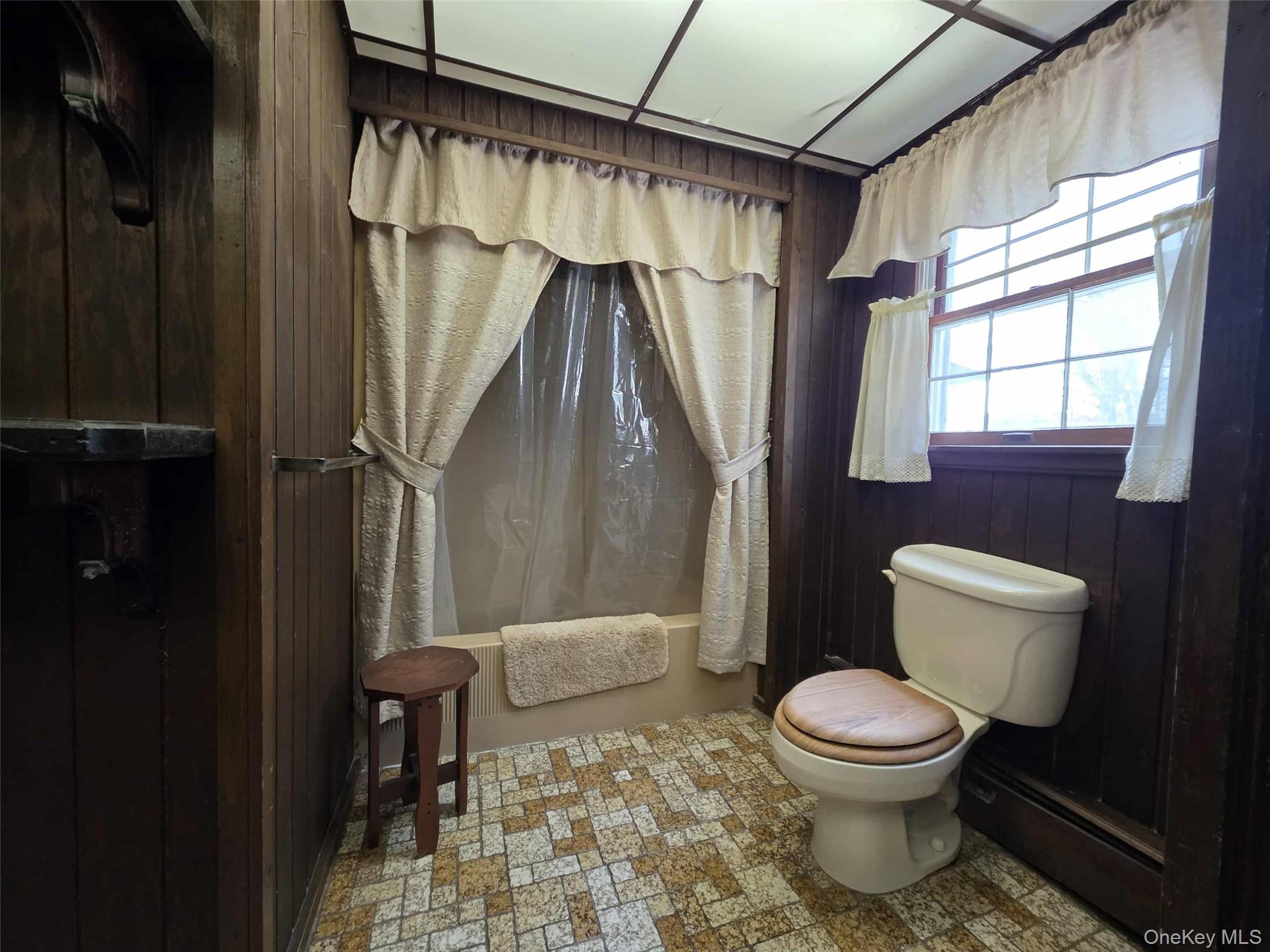 #12 photo, 92 14th Street, Verplanck , NY 10596