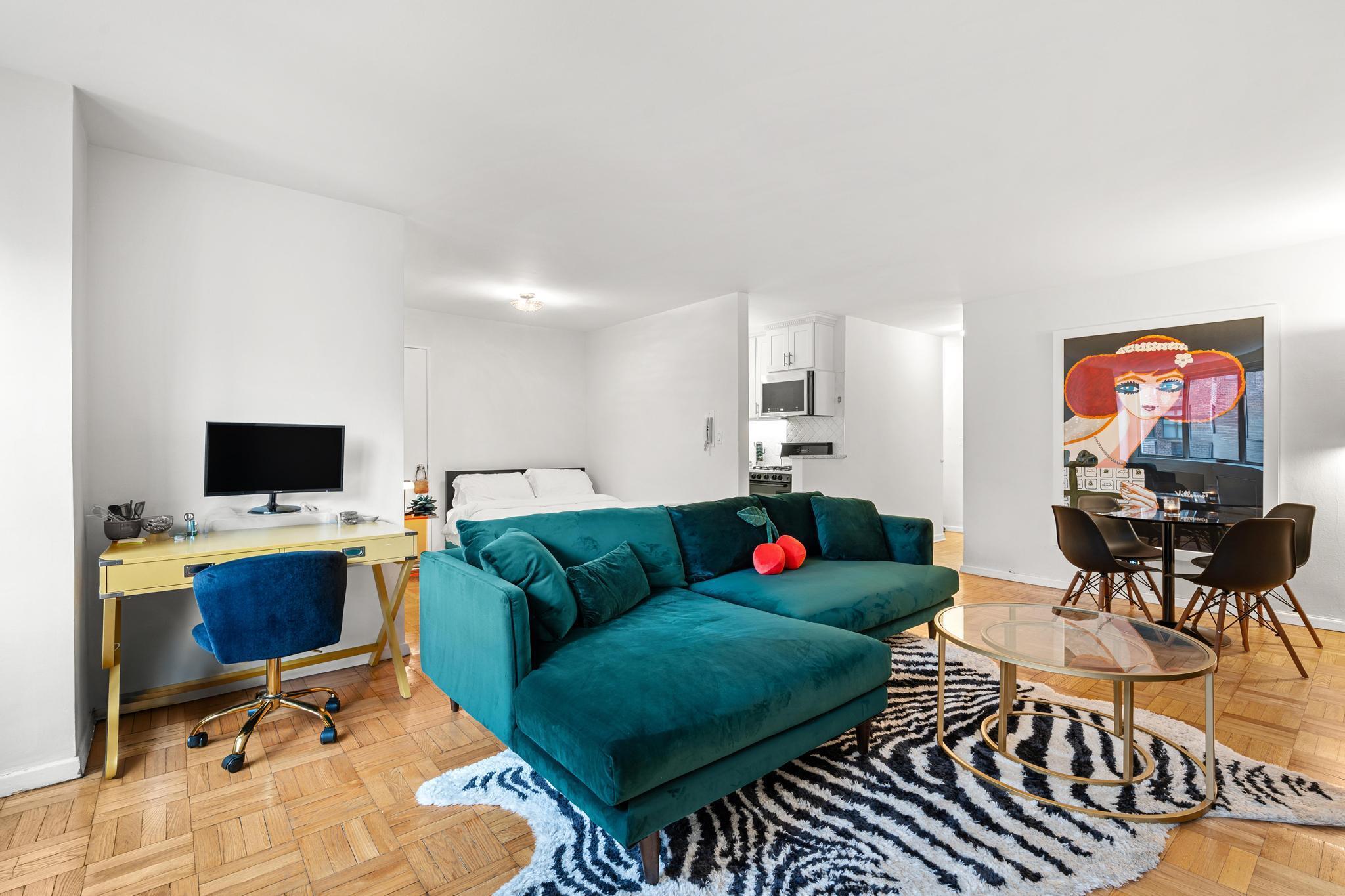 #3 photo, 155 E 34th Street, マンハッタン Murray Hill , NY 10016