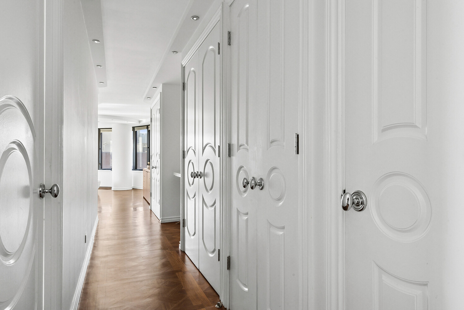 #15 photo, 330 E 38TH Street, マンハッタン Murray Hill , NY 10016