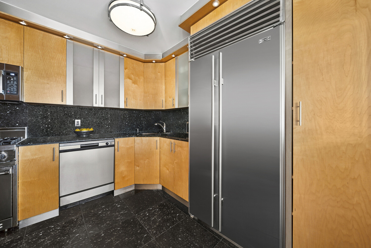 #8 photo, 330 E 38TH Street, マンハッタン Murray Hill , NY 10016