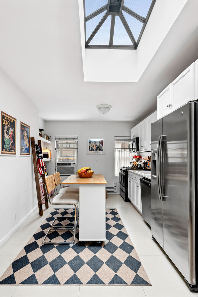 #4 photo, New York City, マンハッタン Hudson Square , NY 10013