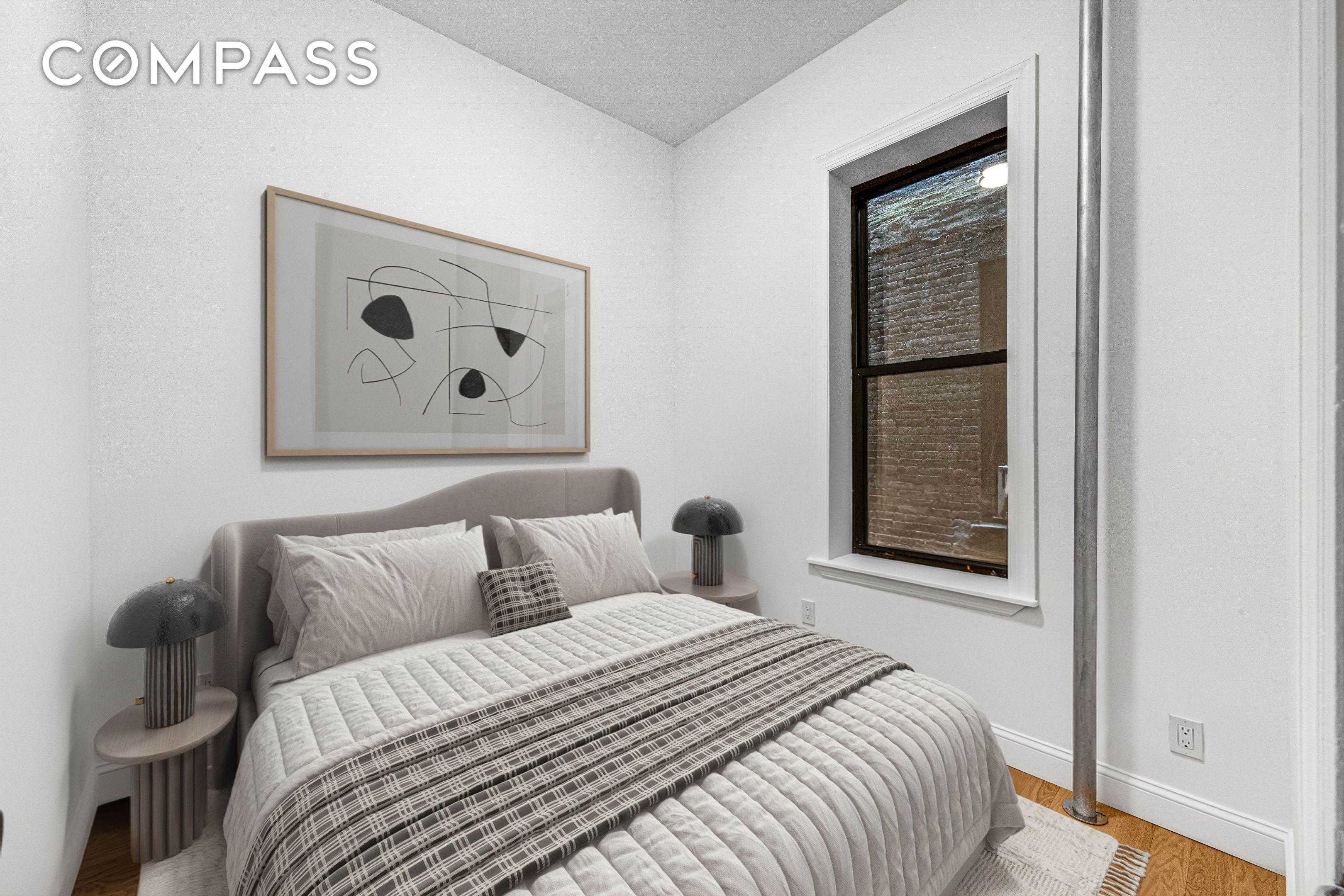 #4 photo, New York City, マンハッタン East Village , NY 10003