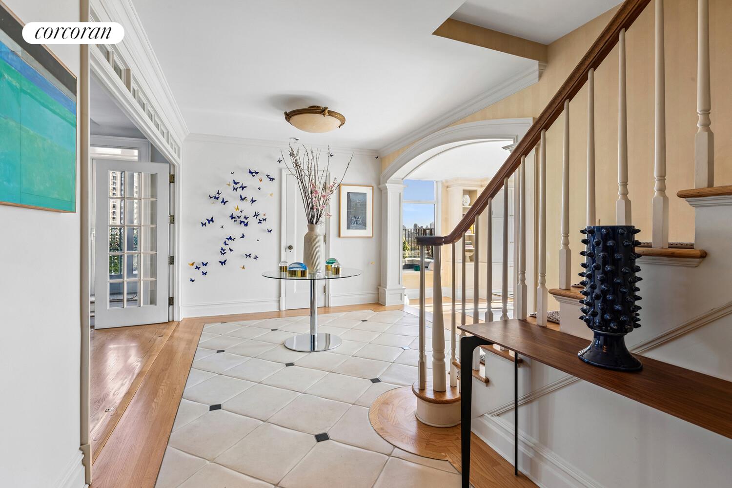 #1 photo, 25 CENTRAL Park W, マンハッタン Lincoln Square , NY 10023