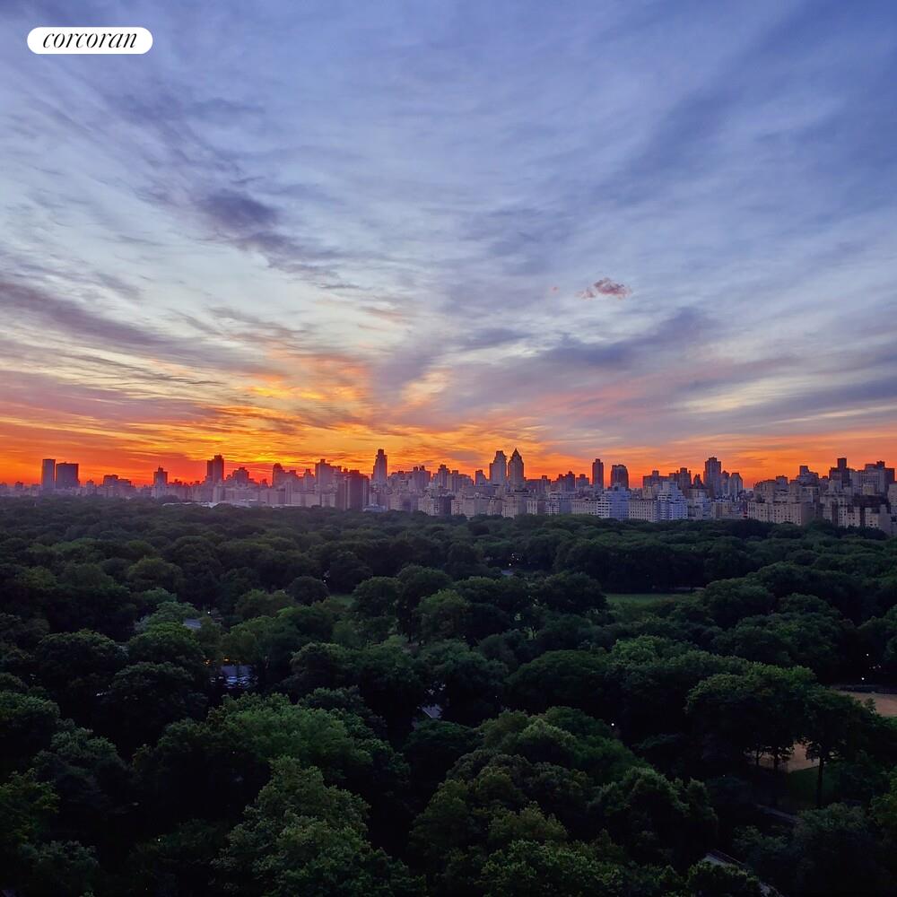 #20 photo, 25 CENTRAL Park W, Манхэттен ‖ Lincoln Square , NY 10023