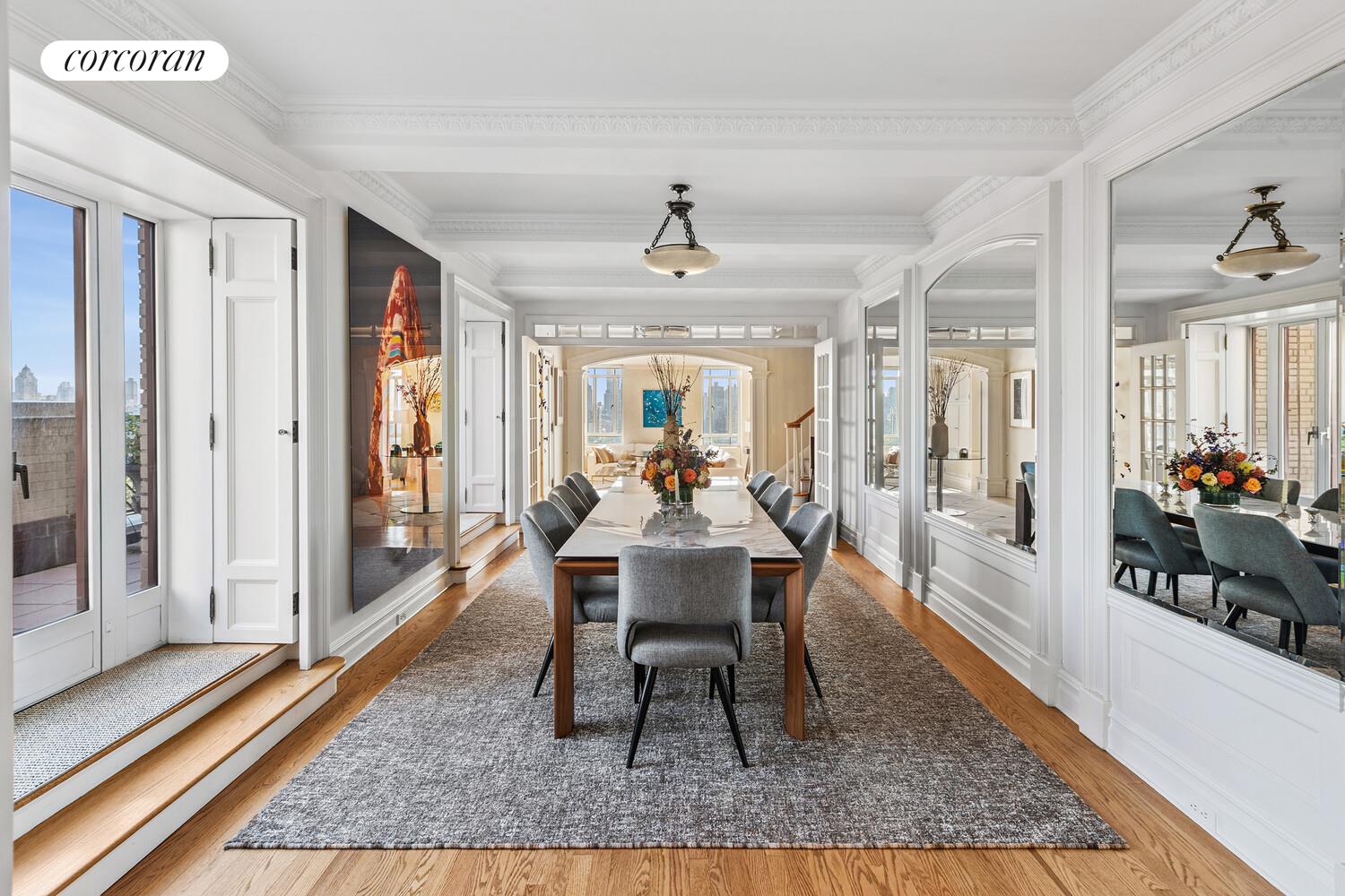 #4 photo, 25 CENTRAL Park W, マンハッタン Lincoln Square , NY 10023