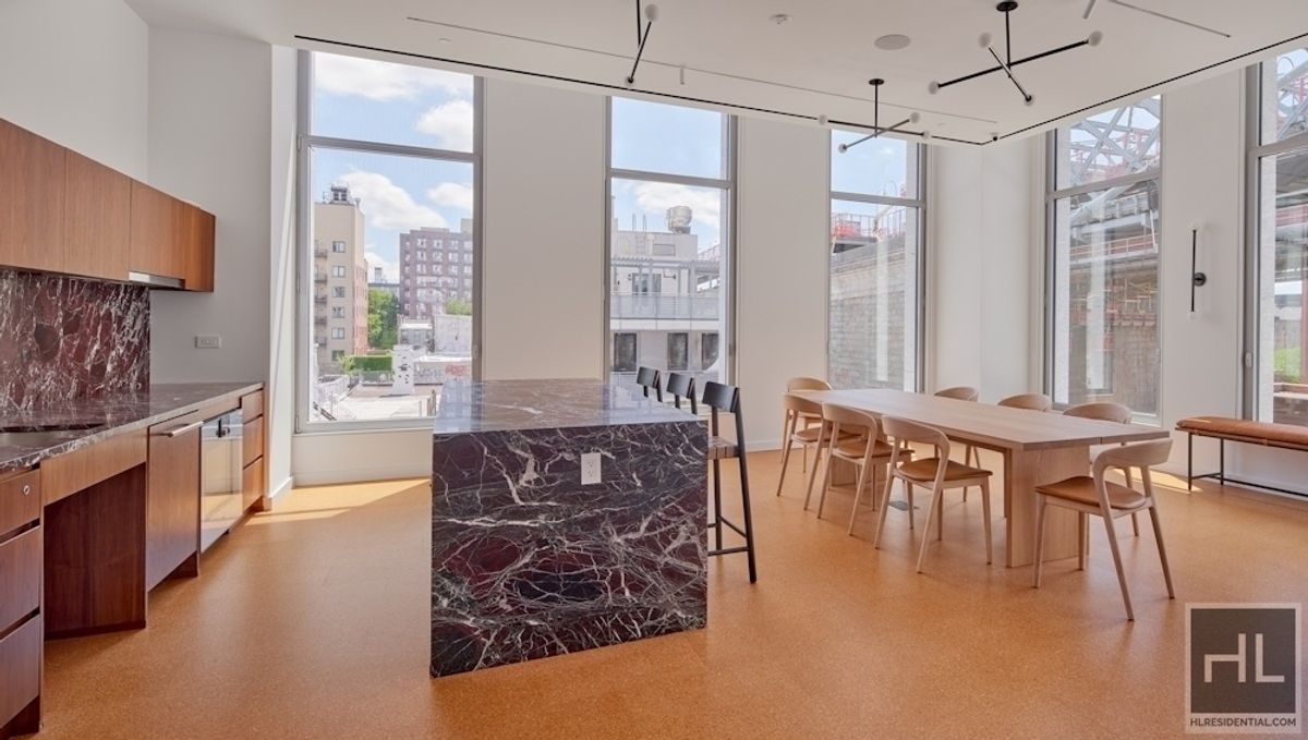 #13 photo, 5 S 5th Street, ブルックリン区 Williamsburg , NY 11249