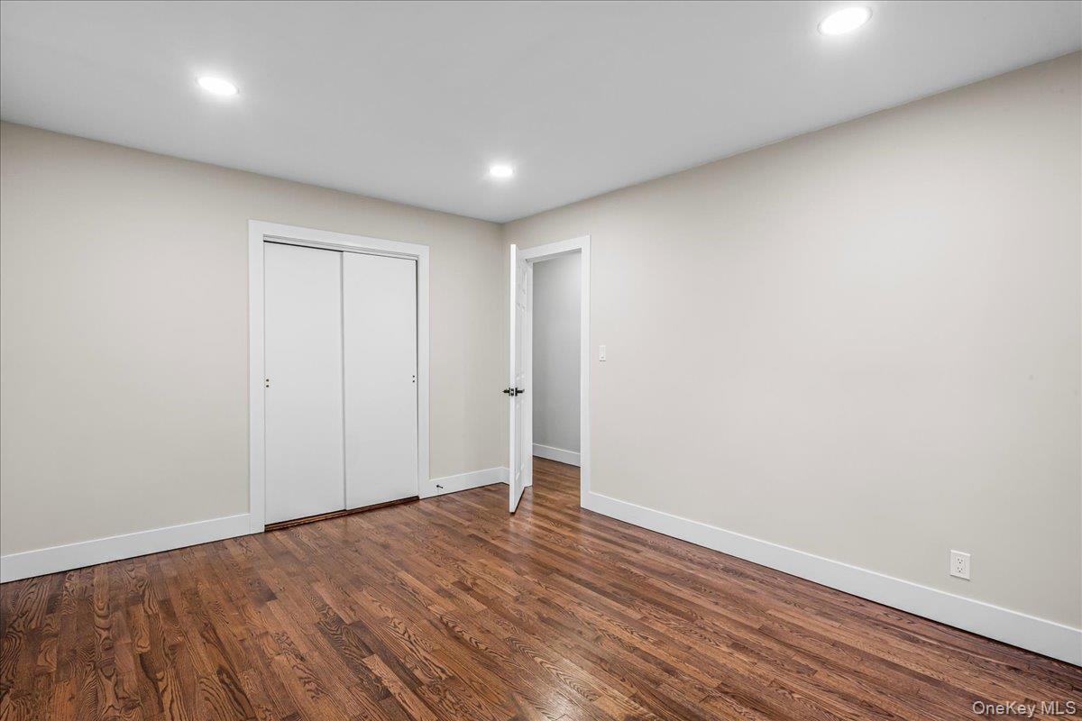 #10 photo, 135 Dietz Street, ナッソー郡 Hempstead , NY 11550