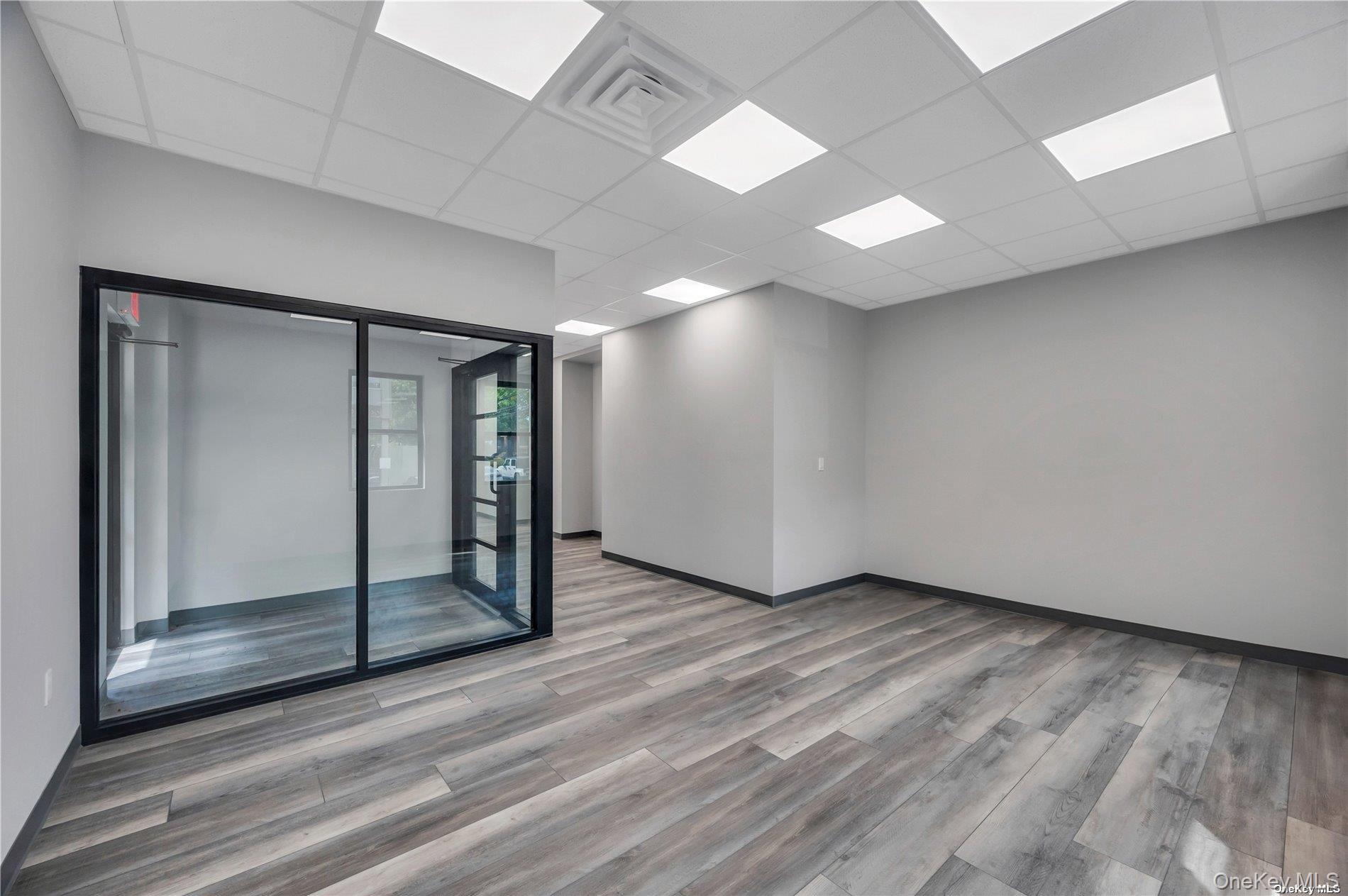 #4 photo, 241 E Shore Road, ナッソー郡 Great Neck , NY 11023