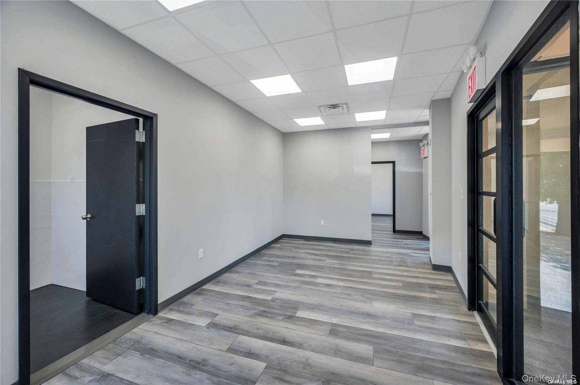 #5 photo, 241 E Shore Road, ナッソー郡 Great Neck , NY 11023