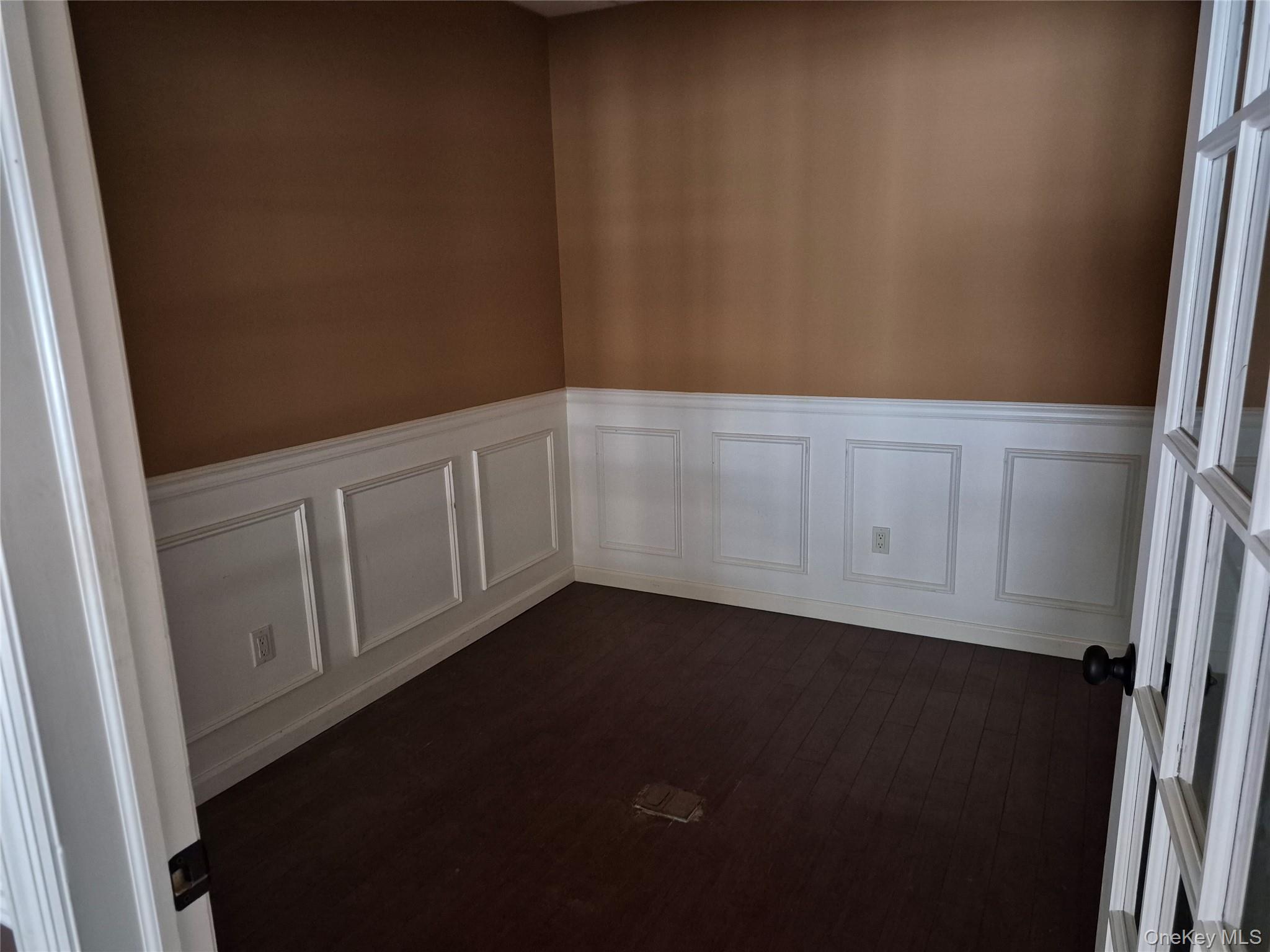 #13 photo, 2395 Ocean Avenue, サフォーク郡 Ronkonkoma , NY 11779