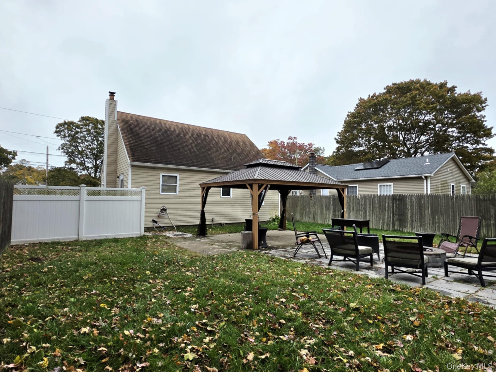 #14 photo, 277 Commack Road, サフォーク郡 Shirley , NY 11967