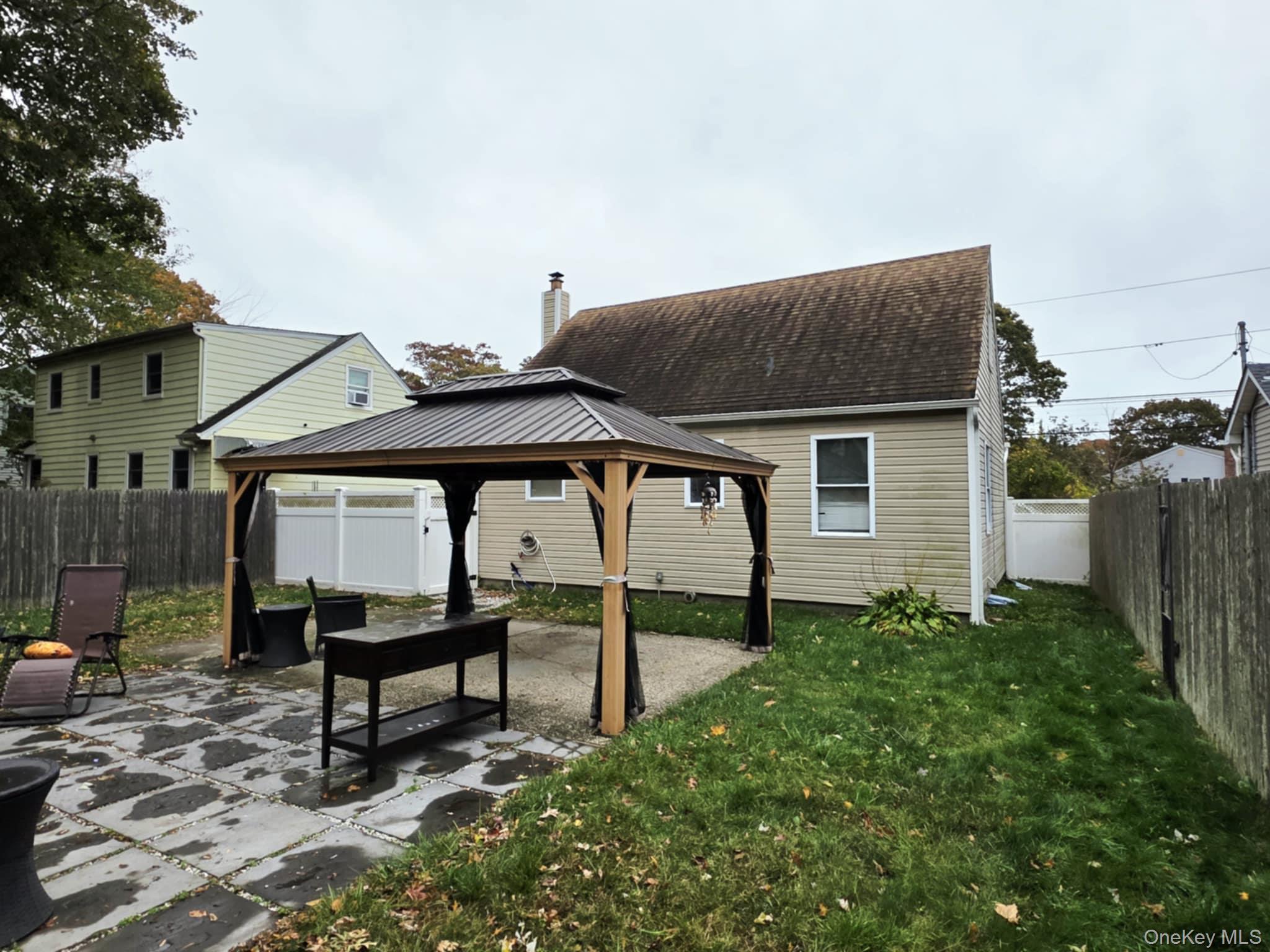 #15 photo, 277 Commack Road, サフォーク郡 Shirley , NY 11967