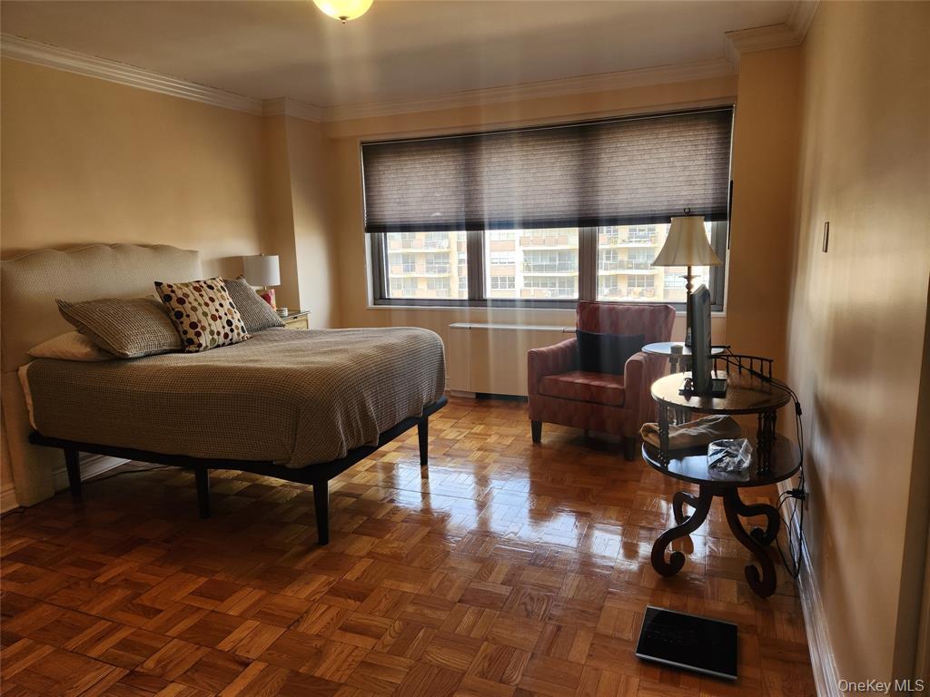 #8 photo, 18-05 215th Street, クイーンズ区 Bayside , NY 11360