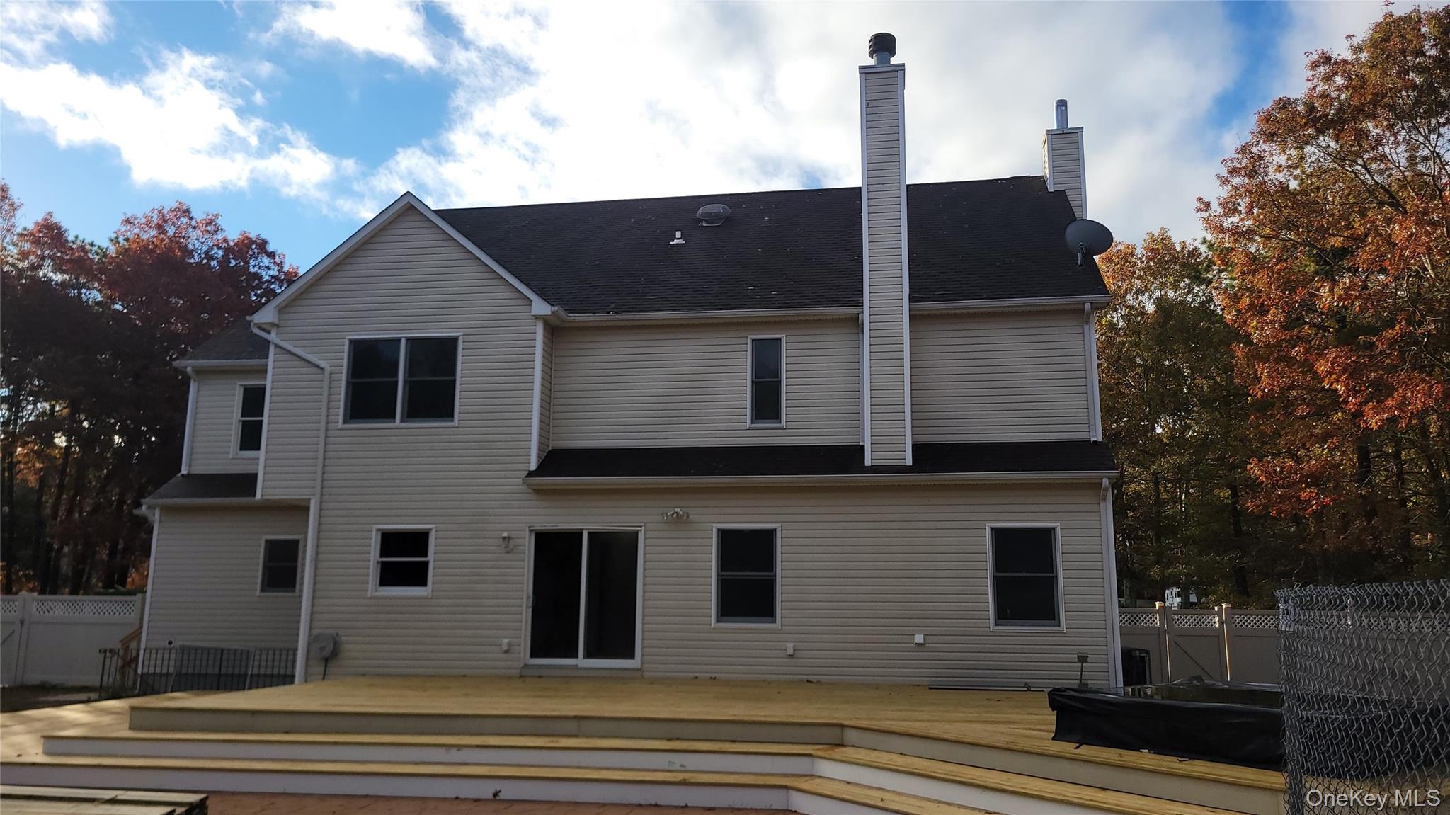 #3 photo, 414 Railroad Avenue, Manorville , NY 11934