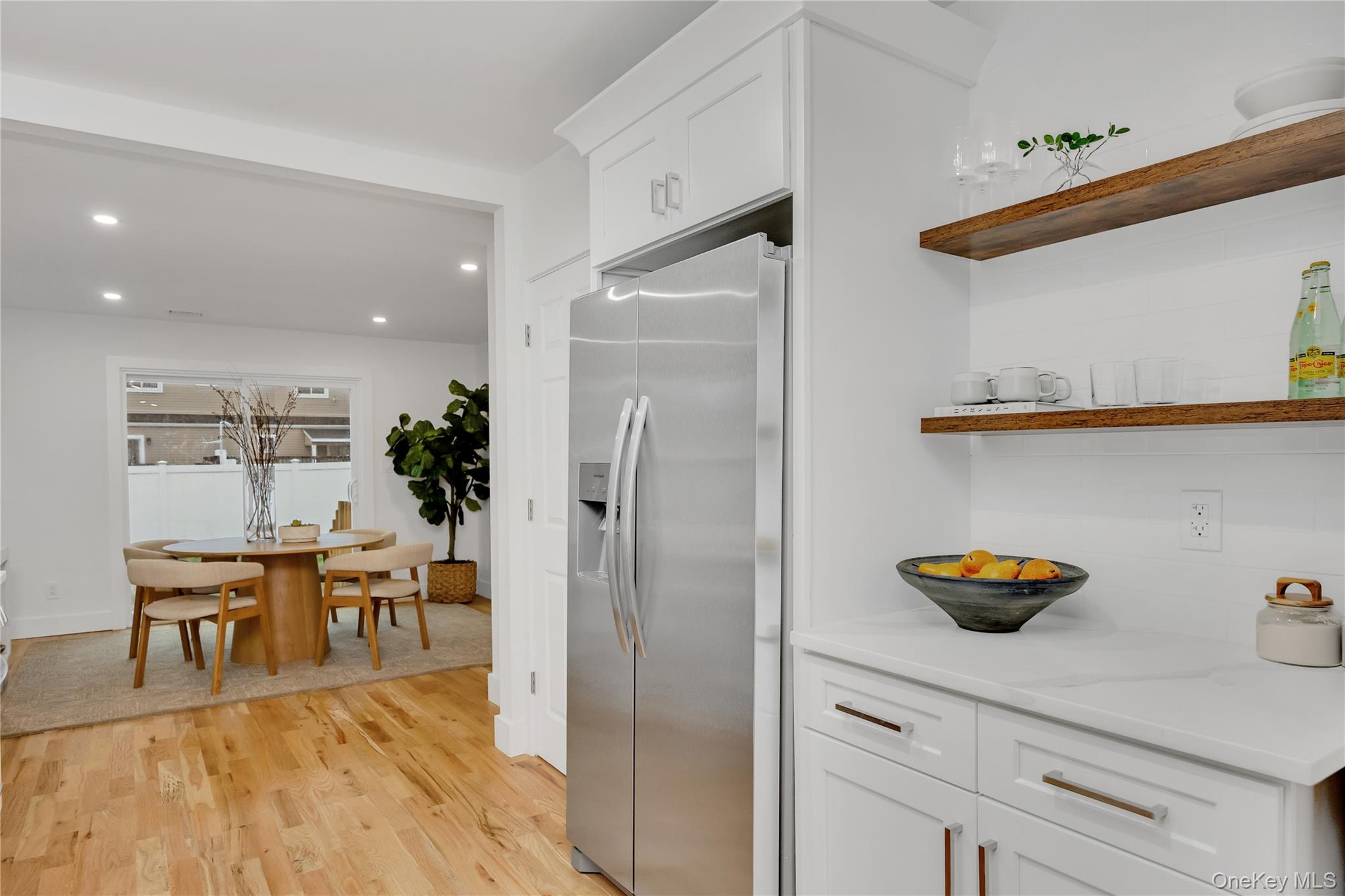 #12 photo, 159 35th Street, サフォーク郡 Lindenhurst , NY 11757