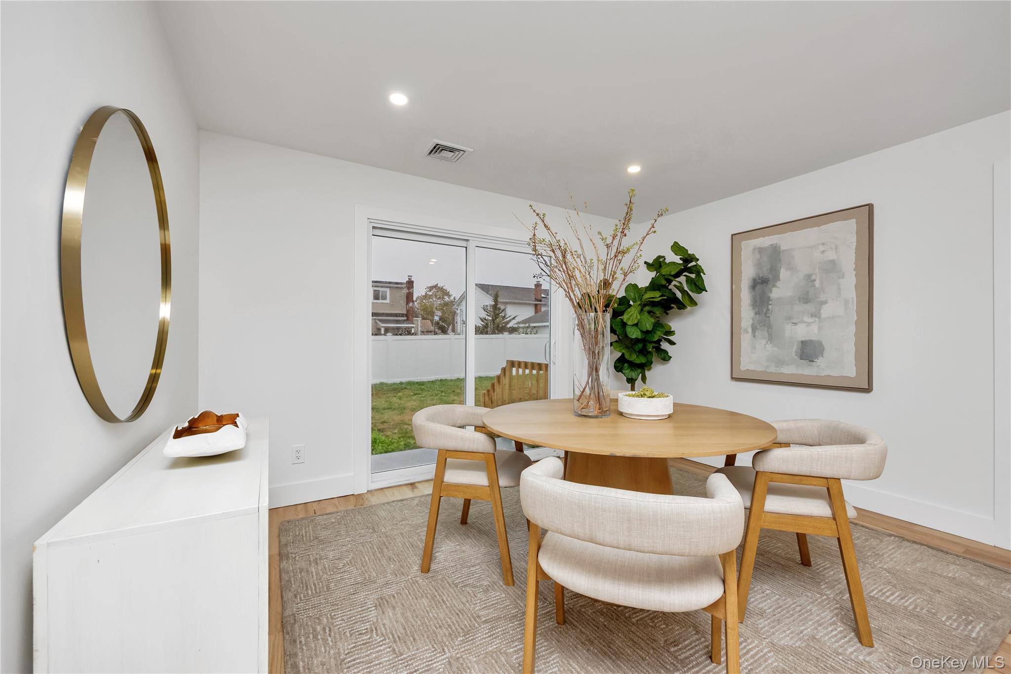 #14 photo, 159 35th Street, サフォーク郡 Lindenhurst , NY 11757