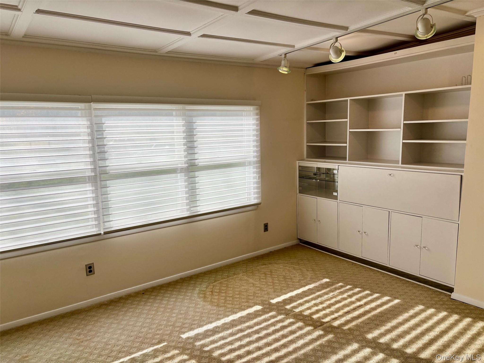 #8 photo, 185 S Country Road, East Patchogue , NY 11772