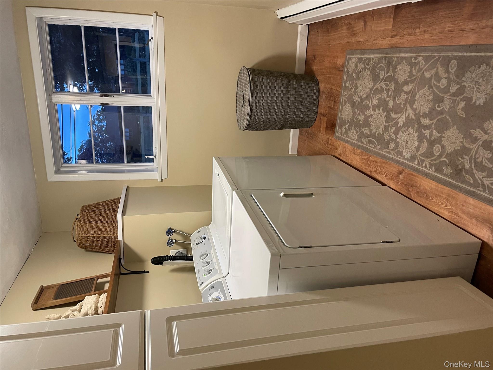 #17 photo, 300 Washington Drive, Centerport , NY 11721