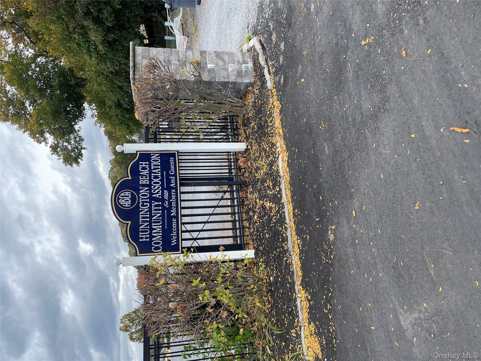 #19 photo, 300 Washington Drive, Centerport , NY 11721