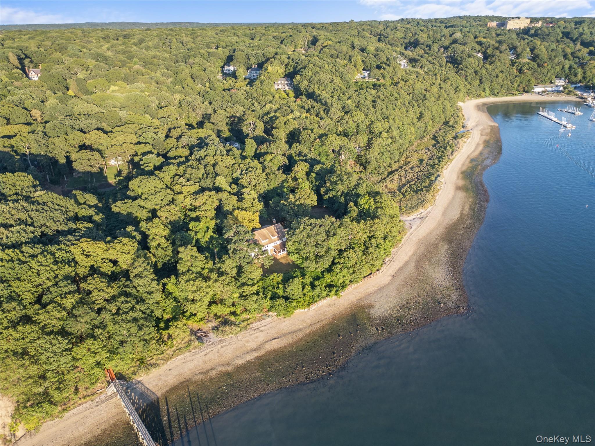 #7 photo, Saints Orchard Road, サフォーク郡 Port Jefferson , NY 11777