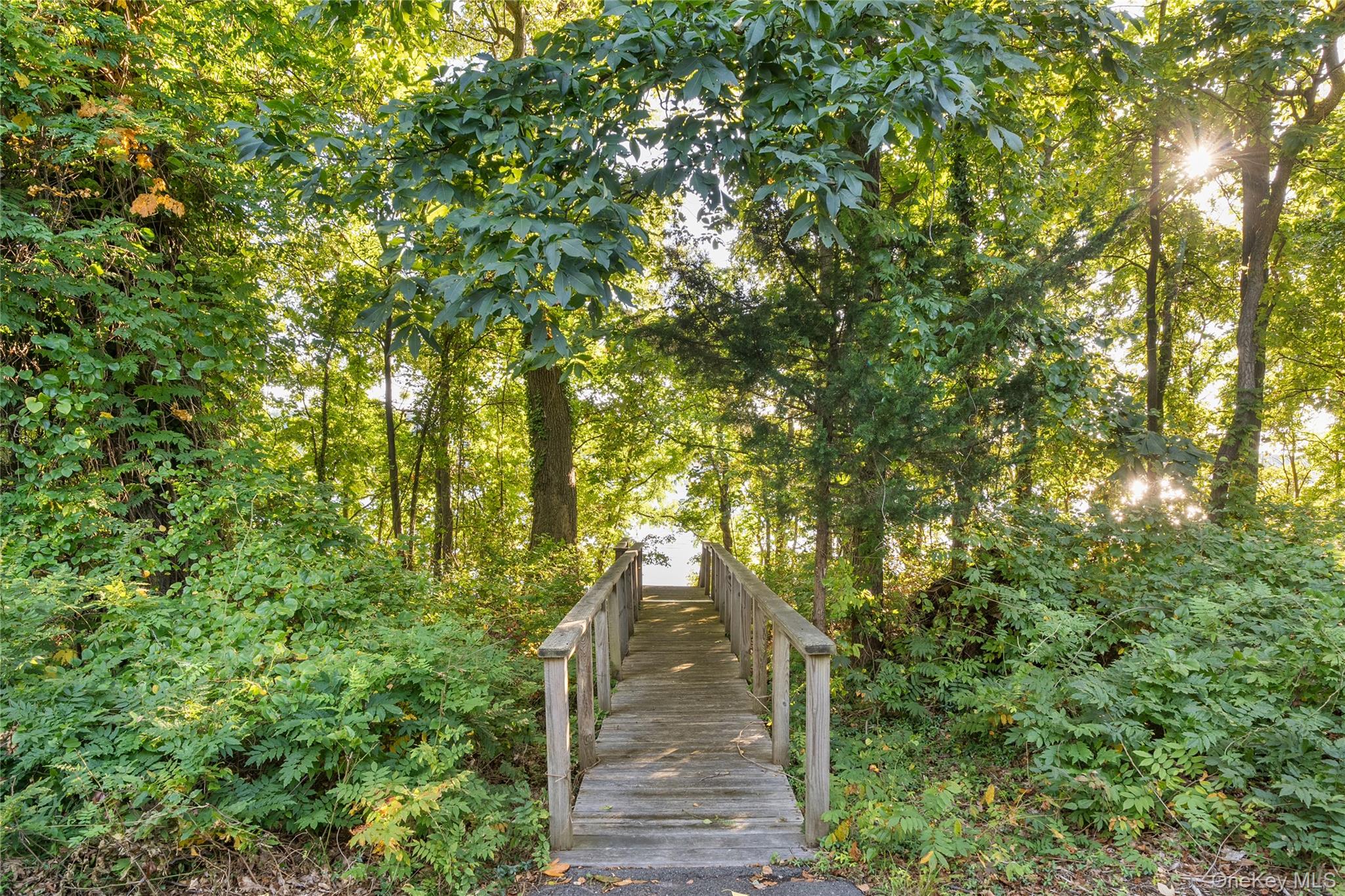 #9 photo, Saints Orchard Road, サフォーク郡 Port Jefferson , NY 11777