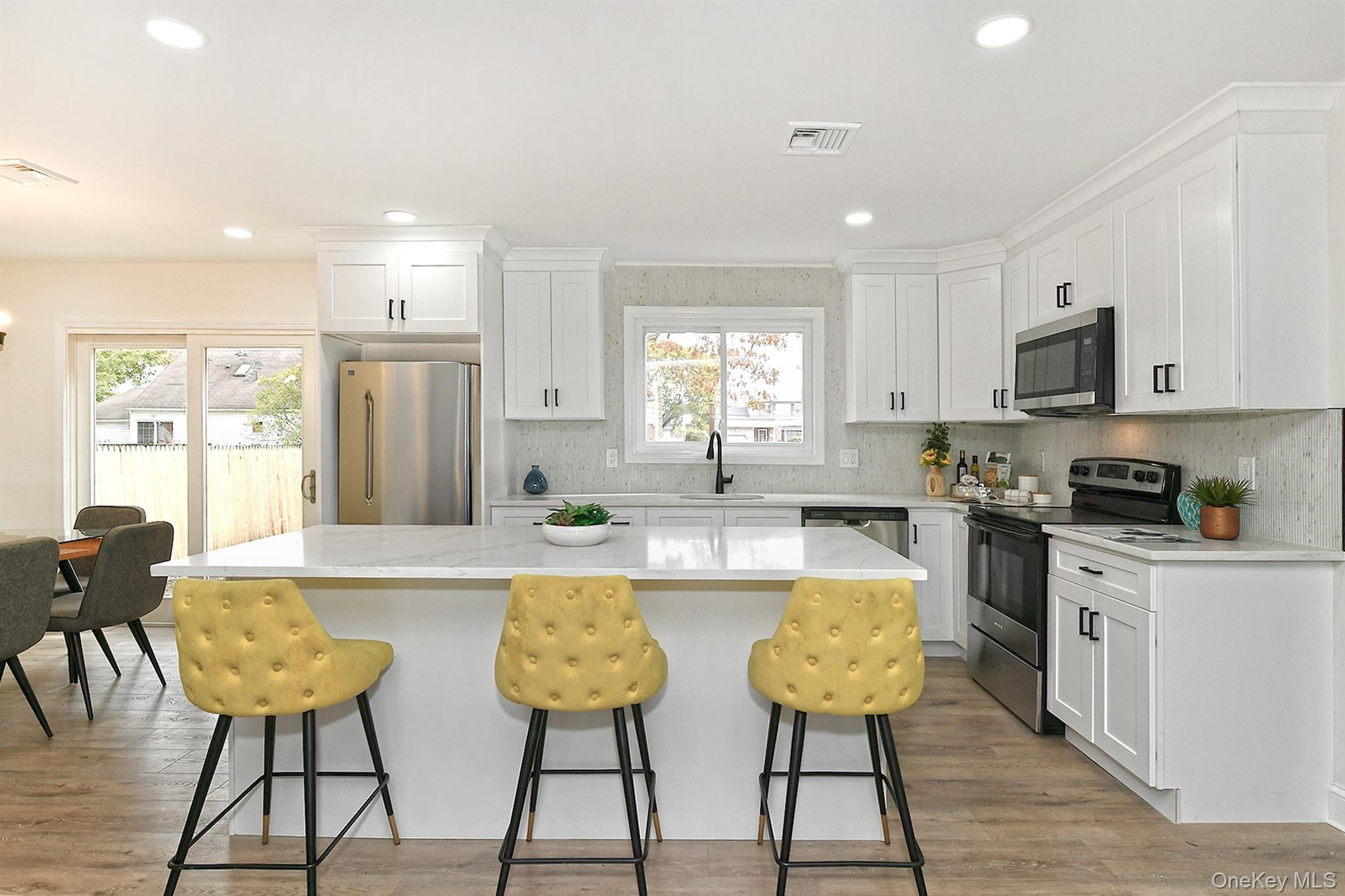 #10 photo, 11 Cayuga Avenue, サフォーク郡 Deer Park , NY 11729